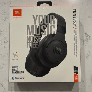 JBL Noise Canceling Headphones (TUNE 760NC)